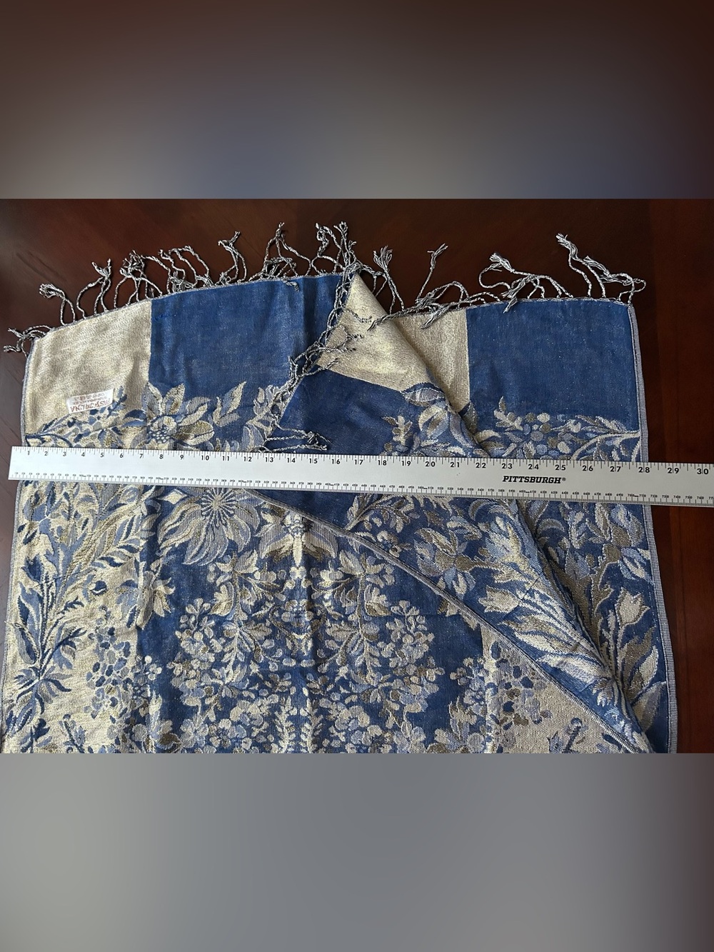 pashmina Navy and Gold Floral Jacquard Scarf 55% pashimina 45% silk - Picture 4 of 4